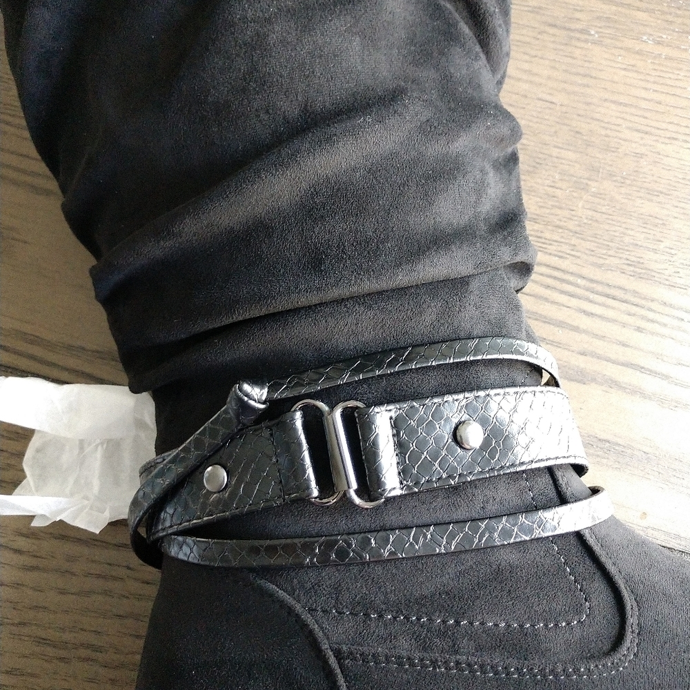 Black Heeled Boots - Picture 10 of 12